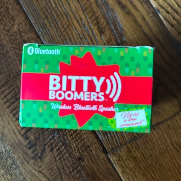NWT BLUETOOTH BITTY BOOMER Wireless Bluetooth Speaker - Picture 2 of 4